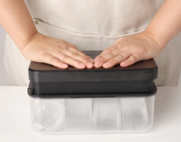 하우심플의 빅 스퀘어 아이스 큐브 메이커